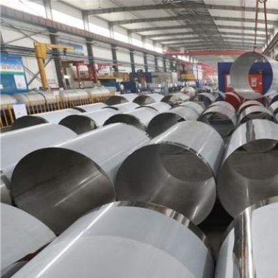 Espansione della capacità del serbatoio di stoccaggio di anidride carbonica liquida criogenica