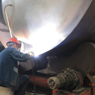 Serbatoio di stoccaggio olio grezzo 500L-30000L con valvola di sicurezza da 16 bar