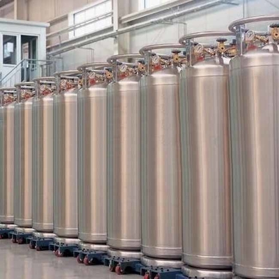 Il vuoto criogenico di pressione del carro armato dell'azoto liquido ha isolato